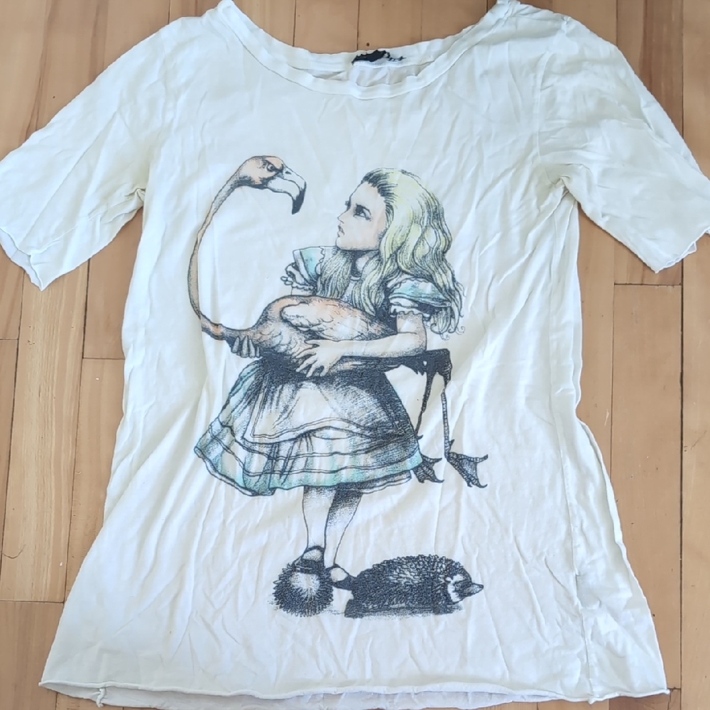 Alice In Wonderland Vintage Truly Madly Deeply White T-shirt Women's Small